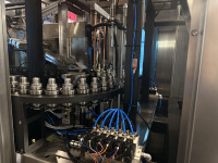 Machine de soufflage automatique de bouteilles PET, machine de fabrication de bouteilles en plastique rotative à grande vitesse pour la production d'eau potable, 8000BPH