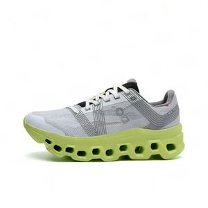 Chaussures de marche décontractées respirantes au design tendance, nouvelle collection 2026, chaussures de sport pour hommes, chaussures de course - Product Image 1