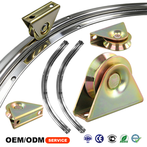 Rail <span class=keywords><strong>de</strong></span> <span class=keywords><strong>guidage</strong></span> robuste <span class=keywords><strong>pour</strong></span> <span class=keywords><strong>portail</strong></span> <span class=keywords><strong>coulissant</strong></span> à fond courbé - Système <span class=keywords><strong>de</strong></span> rail en acier galvanisé <span class=keywords><strong>pour</strong></span> roue <span class=keywords><strong>de</strong></span> <span class=keywords><strong>portail</strong></span> <span class=keywords><strong>coulissant</strong></span> - Product Image 1