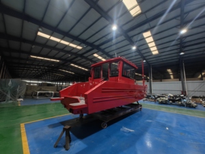 Embarcación de Rescate de Alta Velocidad de 32' (10 m), Multiusos, para Respuesta a Emergencias, Transporte y Posibles Aterrizajes en Aguas Poco Profundas - Product Image 6