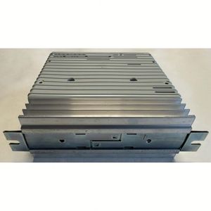 Frecuenciómetro EVF8202-E para Motores de CA, Automatización Industrial con Materiales de Acero, Aluminio y Plástico - Product Image 1