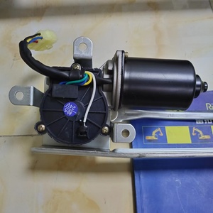 คุณภาพสูง 21N6-01210 21N601210 มอเตอร์ปัดน้ำฝนพร้อมขายึดสำหรับ R210-7 R180LC7 R180LC7A R200W7 R200W7A - Product Image 2