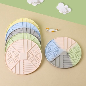 Tazón de Silicona para Mascotas, Plato de Comida para Perros y Gatos, Antideslizante, Antivuelco, para Uso en Interiores - Product Image 1