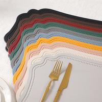 Set de table de luxe en cuir PVC gaufré 33 cm, résistant à la chaleur, imperméable, anti-taches, tapis de table irrégulier, dessous de plat et de bol