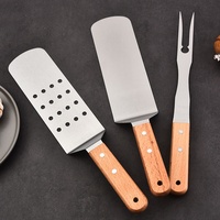 Edelstahl-Kuchenspachtel mit Holzgriff Küchenzubehör Multifunktionaler Backspatel zum Schneiden Servieren Grillen Outdoor