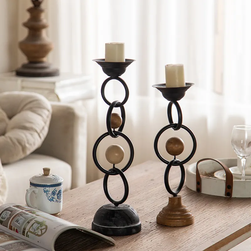 Meistverkaufte retro-Metall-Säulen-Kerzenhalter rustikale Kerzenhalter für Wohnzimmer Tisch Mittelteil