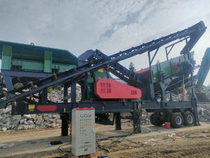 Trituradora de Impacto Móvil sobre Orugas ZHONGDE, la Más Vendida, con PLC y Motor, Capacidad de 90-650 t/h para el Procesamiento de Piedra/Mineral - Product Image 1