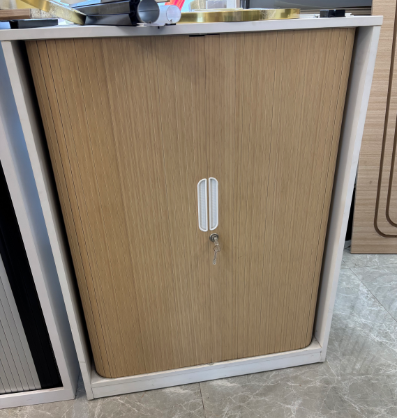 Vertical or Horizontal Roller Shutter Toilet