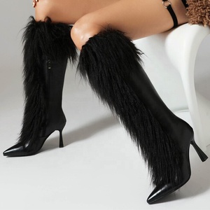 Bottes hautes en fourrure pelucheuse pour femme, grande taille 46, à talons hauts, avec fermeture éclair latérale, bottes fourrées pour l'hiver, chaussures à coupe large - Product Image 6