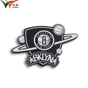 Aimant de réfrigérateur souvenir en acrylique personnalisé noir avec impression sérigraphique pour équipe de football - Product Image 6