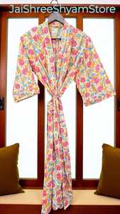 Bata estilo kimono de algodón con estampado floral tradicional para mujer, ideal para estar en casa, dormir, descansar y para el spa. - Product Image 5