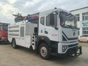 Camion-citerne diesel manuel 4x4 neuf pour le nettoyage de grands panneaux solaires, 15000L - Product Image 4