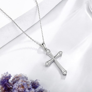 Collana con Ciondolo in Pietra Scintillante Minimalista, Gioiello Unisex alla Moda per Uso Quotidiano e Regalo - Product Image 2