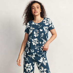 Ensemble de pyjamas pour femmes en coton biologique et bambou, imprimé floral estival, pour adultes - Vêtements de détente respirants - Product Image 1