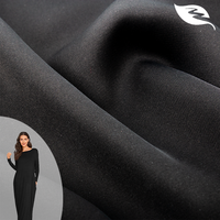 Tissu Nida Noir Profond 160 g/m², Matière Douce et Respirante pour la Confection de Vêtements et Robes
