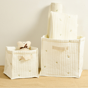 Cesta de pañales bordada con oso bonito estilo coreano moderno personalizado, <span class=keywords><strong>bolsa</strong></span> para bebé, botella de leche para mamá, almacenamiento de <span class=keywords><strong>ropa</strong></span> de muñeca - Product Image 5