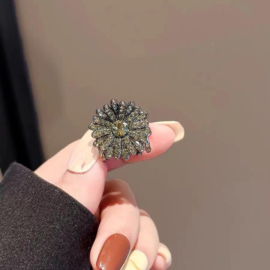 เจาะเต็มจับเดซี่เล็กๆ