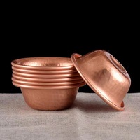 Tasse d'eau bénite tibétaine écologique bol bouddhiste en laiton de cuivre motif de marteau en relief pour boire cadeau technique décorative