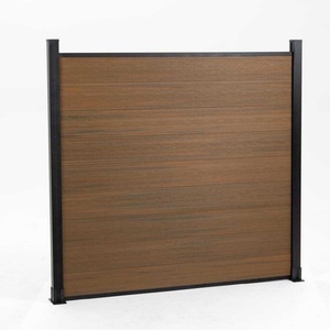 Clôture extérieure à lattes de conception moderne de haute qualité, barrières de circulation en bois composite imperméables pour parcs, surface finie - Product Image 1