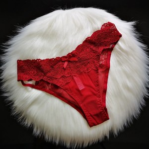 Culottes string sexy en dentelle européenne et américaine, taille basse, semi-couvrantes, transparentes et séduisantes. - Product Image 6