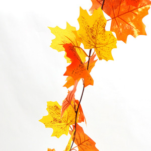 ใบไม้ประดิษฐ์สีเมเปิ้ลแบบจำลองสำหรับตกแต่งผนังและเพดานในฤดูใบไม้ร่วง เหมาะสำหรับงานวันขอบคุณพระเจ้า งานแต่งงาน และตกแต่งบ้าน - Product Image 3