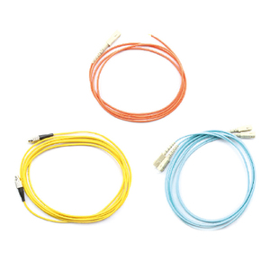 สายแพทช์ไฟเบอร์ออปติกแบบเดี่ยว LC OS2 1.5เมตร G652D LSZH Simplex จัมเปอร์ที่เชื่อถือได้สำหรับเครือข่ายศูนย์ข้อมูล - Product Image 3