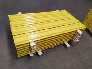 Depo koridor, köşeler ve ekipman koruması için 5 'x 15 "cıvatalı çelik 3-Rib otokorkuluk ağır hizmet tipi koruma rayı - Product Image 4