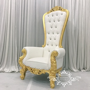 Sedia Reale <span class=keywords><strong>in</strong></span> <span class=keywords><strong>Legno</strong></span> Dorato Massiccio con Rivestimento <span class=keywords><strong>in</strong></span> PU Bianco per Sala da Pranzo e Soggiorno di Hotel - Product Image 1