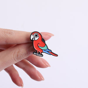 Cartoon Dierlijke Papegaai Emaille Pins Ara Kakatoo Valkparkiet Vogel Broche Reversspeld Rugzak Badge Sieraden Cadeau Groothandel - Product Image 4