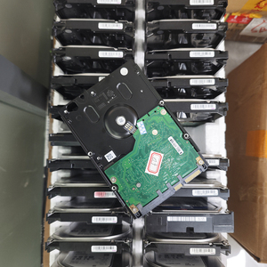 Disque dur de surveillance 3,5 pouces 1 To d'occasion, testé à 100 %, fonctionnel, matériel et logiciel informatiques, prix bas, vente en gros - Product Image 1