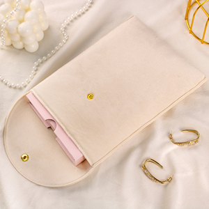Pochette à bijoux en velours personnalisée de luxe, grand format, pour collier - Product Image 4