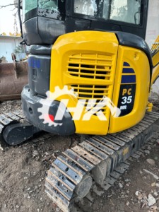 Hangkui Gebruikte Komatsu Pc35 Japanse Graafmachine Tweedehands Machine Gebruikte Graafmachine 3.5ton Komatsu Pc35 Mini Crawler Digger Te Koop - Product Image 5