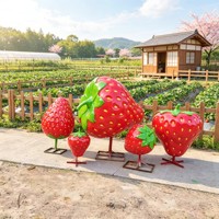 Aangepaste moderne buiten decoratie voor fruittuinen: levensgrote aardbeienstandbeelden, groentesculpturen, handgeschilderd model van hars.