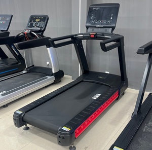 Tapis roulant commercial pour le cardio-training, équipement de fitness avec suivi des calories, machine de course pour la maison et la salle de sport - Product Image 1