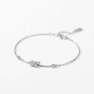 Pulsera de cadena con mariposa de circonia de corte redondo en plata de ley S925, exclusivamente para mujeres, versión de cobre personalizable. - Product Image 4