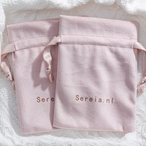 Petits sacs à cordon en velours <span class=keywords><strong>rose</strong></span> imprimés de logo personnalisé pour cadeaux pochette avec ruban pochette en velours pour <span class=keywords><strong>parfum</strong></span> - Product Image 6