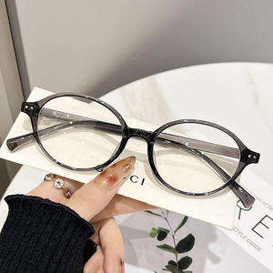 Óculos de Sol Personalizados com Estilo Artístico e Retro 2026 TR90 com Logo Personalizado para Mulheres - Product Image 3