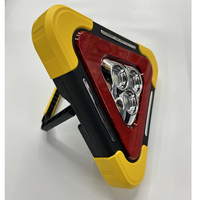 Lampe de signalisation triangulaire solaire 2-en-1 pour urgence routière, alarme de panne, lampe de sécurité portable à clignotement manuel