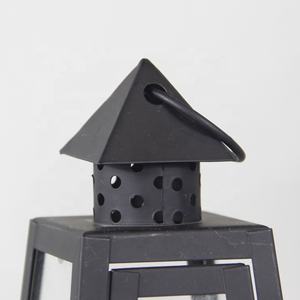 Lampu Teh Gantung Besi Kecil Hitam Grosir Lentera Lilin Berdiri Luar Ruangan untuk Dekorasi Luar Ruangan - Product Image 4