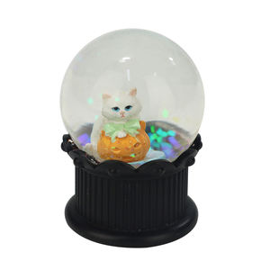 Globo de nieve de gato de cristal con Base de resina brillante al por mayor lindo de lujo personalizado con Gato Negro en el interior para regalos de recuerdo - Product Image 1