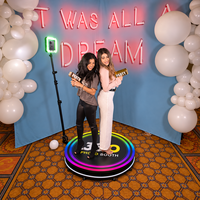 Plateforme rotative automatique 360 pour événements et fêtes : Machine photobooth vidéo 360 pour photos et vidéos en stock européen