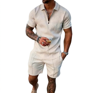 Survêtement chemise courte de haute qualité disponible avec votre logo personnalisé et votre impression personnalisée - Product Image 1