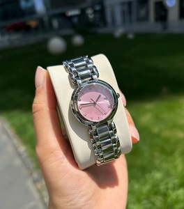 Relojes de lujo de acero inoxidable para mujer en color rosa - Product Image 1