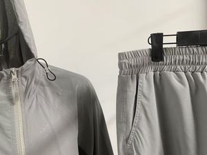 <span class=keywords><strong>City</strong></span> Streetwear Jogging Costume Unisexe Survêtement 2 Pièces Ensemble Gym Fitness Survêtement Survêtement Athlétique Nylon Coupe-Vent Ensembles - Product Image 4