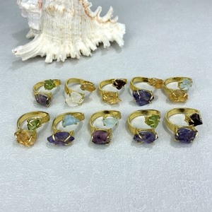 Anello Minimalista Placcato <span class=keywords><strong>Argento</strong></span> con Doppia Pietra, Stile Bohemien, con Cristalli Grezzi di Ametista, Citrino e Acquamarina, per Matrimoni, Feste e Uso Quotidiano - Product Image 6
