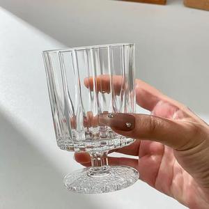 Copa de <span class=keywords><strong>Vino</strong></span> de Cristal de Lujo Ligero, Sin Asa, Sin Tapa, con Grabado en Relieve, Tallo Alto, Diseño Calado y Textura Martillada, Individual - Product Image 2