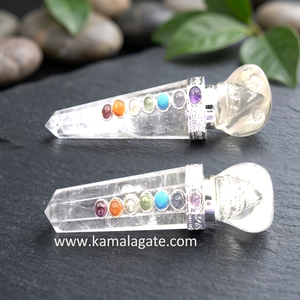 Baguette en cristal d'améthyste 7 chakras avec capuchon en forme de crâne et incrustation de pierres précieuses - Product Image 4