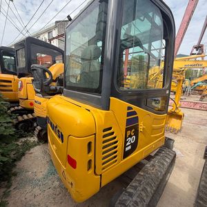 รถขุดขนาดเล็ก Komatsu PC20MR มือสองจากญี่ปุ่นแท้ น้ำหนัก 2 ตัน ระบบไฮดรอลิก ระดับมาตรฐานไอเสีย Tier 2 เหมาะสำหรับใช้ในบ้าน สวน และงานขนาดเล็ก - Product Image 2