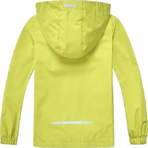 Veste de pluie imperméable BKD pour garçons et filles, doublure douce, coupe-vent pour enfants, manteau à capuche, facile à plier, veste légère à fermeture éclair réfléchissante - Product Image 4