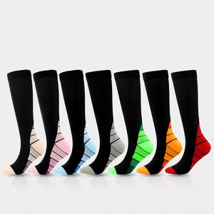 Chaussettes de compression décontractées en nylon 80% pour le cyclisme, le basketball, hommes et femmes, pour l'été, gris, rose, rouge, bleu, orange, vert, couleur chair - Product Image 2